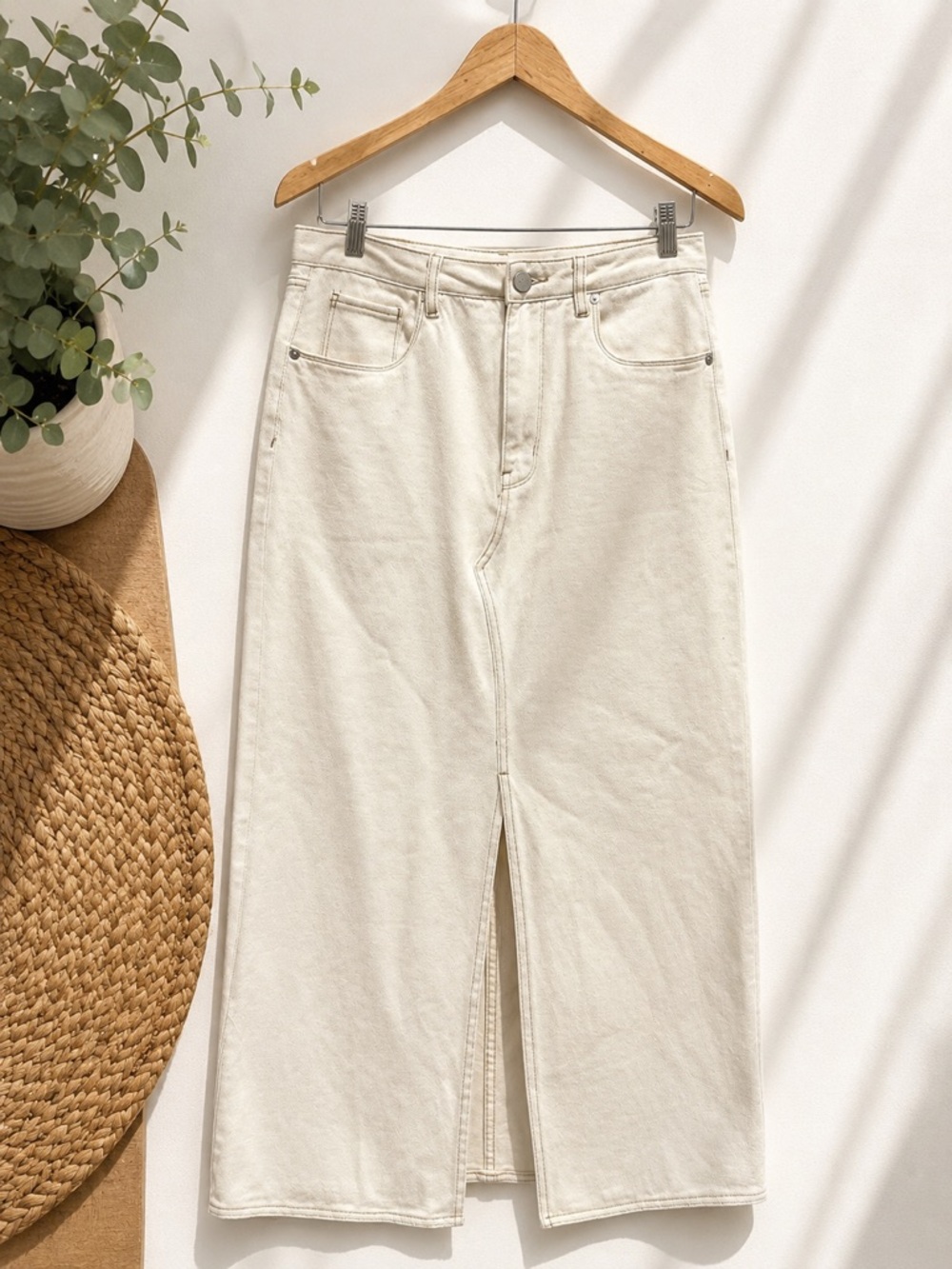 BLANKNYC 100% Cotton Ecru Denim Maxi Skirt Size 27 Front Slit